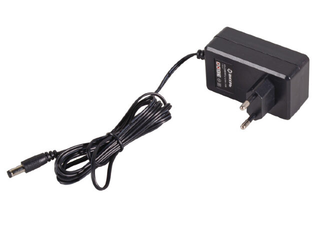 Гайковерт аккумуляторный Вихрь АГ-300/20Li (в комплекте 2 АКБ и ЗУ) в кейсе Гайковерт аккумуляторный Вихрь АГ-300/20Li (в комплекте 2 АКБ и ЗУ) в кейсе