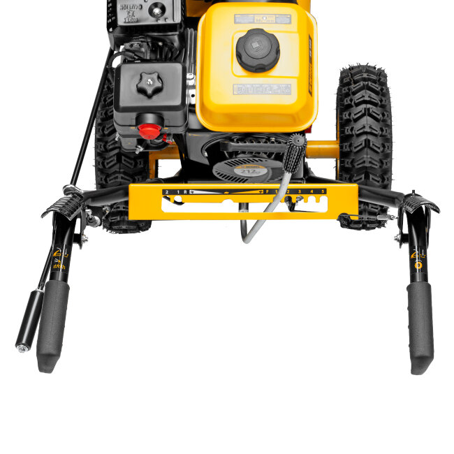 Бензиновая снегоуборочная машина SB 560, 212 cc, ручной старт Denzel Бензиновая снегоуборочная машина SB 560, 212 cc, ручной старт Denzel