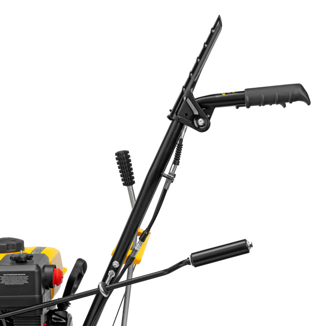 Бензиновая снегоуборочная машина SB 560, 212 cc, ручной старт Denzel Бензиновая снегоуборочная машина SB 560, 212 cc, ручной старт Denzel