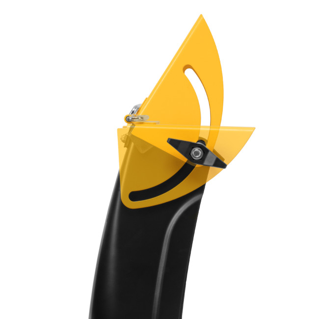 Бензиновая снегоуборочная машина SB 560 LP, 212 cc, электростартер, фара Denzel Бензиновая снегоуборочная машина SB 560 LP, 212 cc, электростартер, фара Denzel