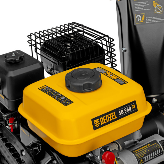 Бензиновая снегоуборочная машина SB 560 LP, 212 cc, электростартер, фара Denzel Бензиновая снегоуборочная машина SB 560 LP, 212 cc, электростартер, фара Denzel