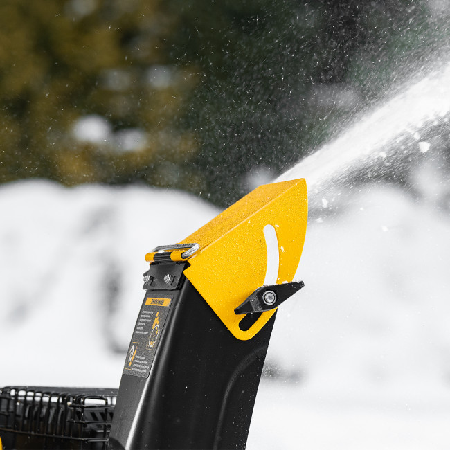 Бензиновая снегоуборочная машина SB 560 LP, 212 cc, электростартер, фара Denzel Бензиновая снегоуборочная машина SB 560 LP, 212 cc, электростартер, фара Denzel