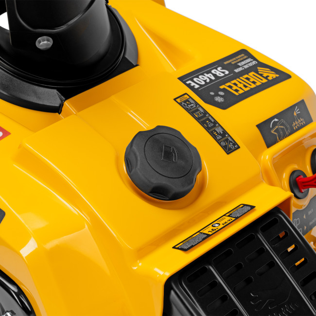 Бензиновая снегоуборочная машина SB 460 E, 99cc, эл.старт, шнек SnowCrusher Denzel Бензиновая снегоуборочная машина SB 460 E, 99cc, эл.старт, шнек SnowCrusher Denzel