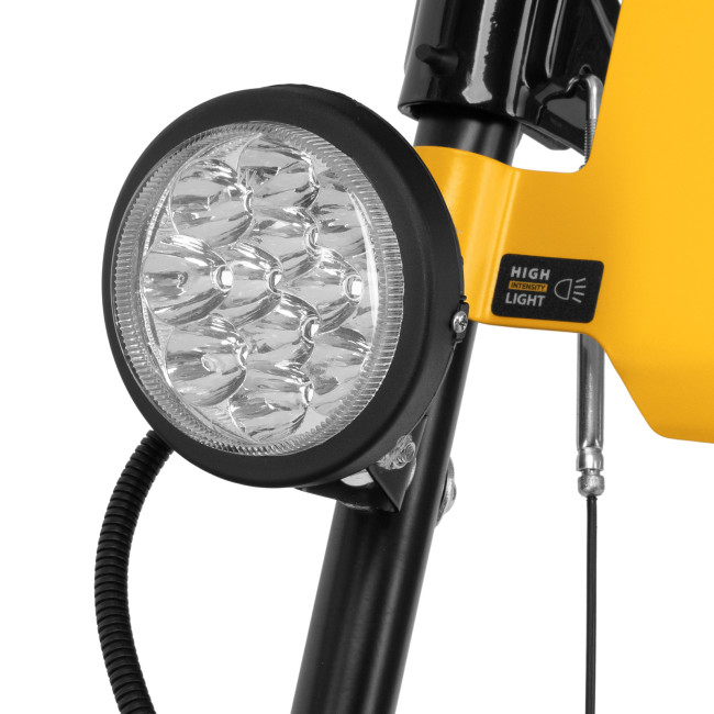 Бензиновая снегоуборочная машина SBM 610, 212 cc, ручной старт, фара Denzel Бензиновая снегоуборочная машина SBM 610, 212 cc, ручной старт, фара Denzel