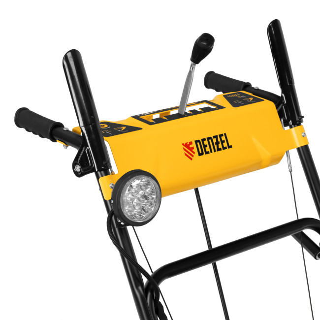 Бензиновая снегоуборочная машина SBM 610, 212 cc, ручной старт, фара Denzel Бензиновая снегоуборочная машина SBM 610, 212 cc, ручной старт, фара Denzel