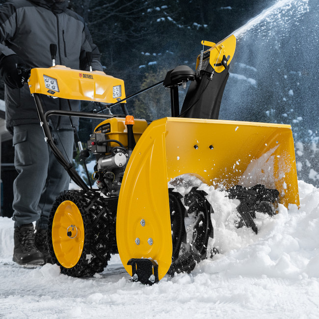 Бензиновая снегоуборочная машина SBM 610S PRO, 212 cc, электростартер, фара, обогрев Denzel Бензиновая снегоуборочная машина SBM 610S PRO, 212 cc, электростартер, фара, обогрев Denzel
