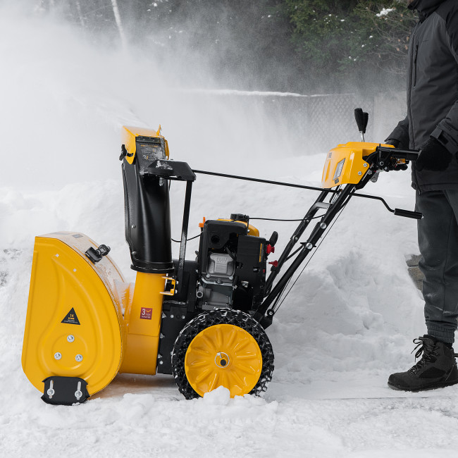 Бензиновая снегоуборочная машина SBM 610S PRO, 212 cc, электростартер, фара, обогрев Denzel Бензиновая снегоуборочная машина SBM 610S PRO, 212 cc, электростартер, фара, обогрев Denzel