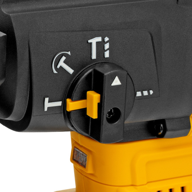 Перфоратор аккумуляторный BLRH-IB-26 Li-Ion, 18 В Denzel Перфоратор аккумуляторный BLRH-IB-26 Li-Ion, 18 В Denzel