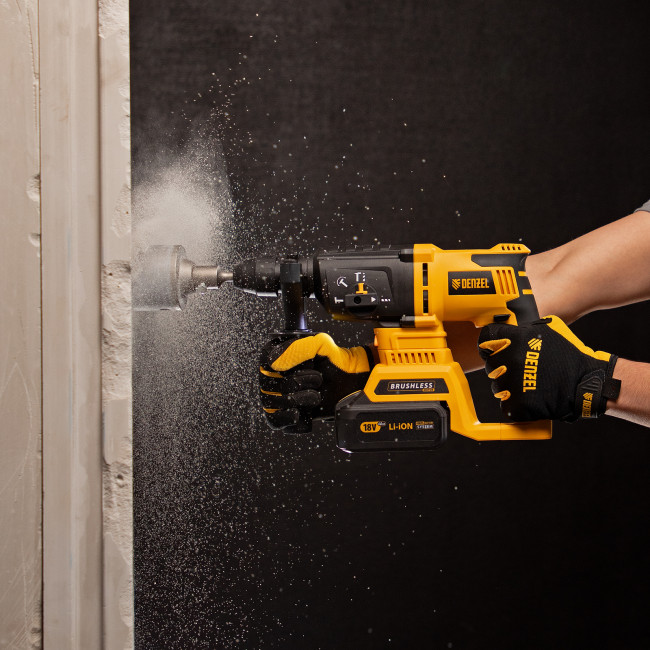 Перфоратор аккумуляторный BLRH-IB-26 Li-Ion, 18 В Denzel Перфоратор аккумуляторный BLRH-IB-26 Li-Ion, 18 В Denzel