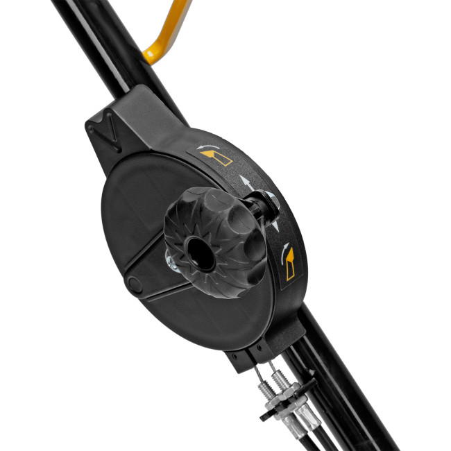 Бензиновая снегоуборочная машина SB 460, 99cc, ручной старт Denzel Бензиновая снегоуборочная машина SB 460, 99cc, ручной старт Denzel