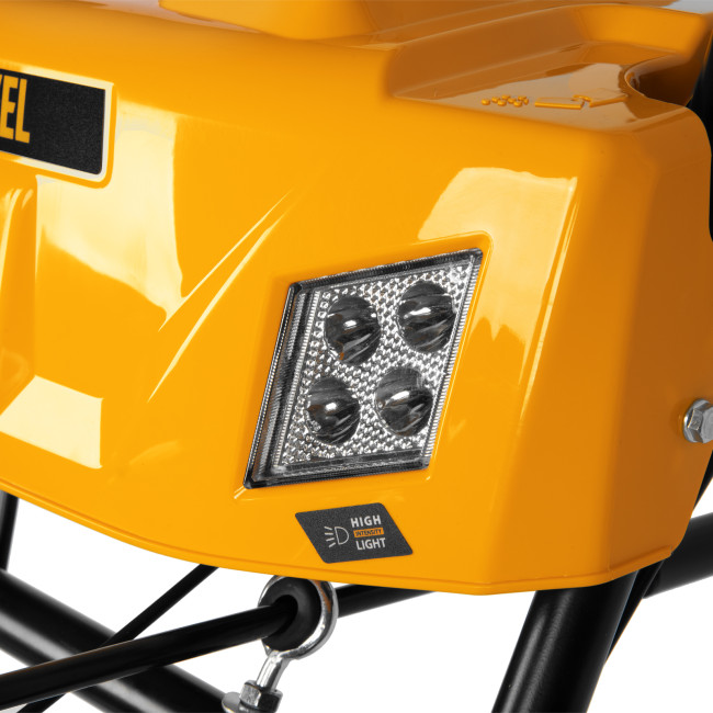 Бензиновая снегоуборочная машина SBL 711DT PRO, 420cc, гусеницы, эл.старт, блок. дифф. Denzel Бензиновая снегоуборочная машина SBL 711DT PRO, 420cc, гусеницы, эл.старт, блок. дифф. Denzel