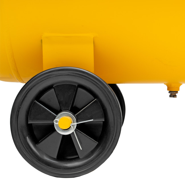 Компрессор воздушный BCI2300/100, ременный привод, 2.3 кВт, 100 литров, 400 л/мин Denzel Компрессор воздушный BCI2300/100, ременный привод, 2.3 кВт, 100 литров, 400 л/мин Denzel