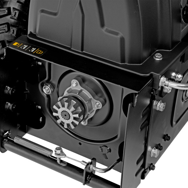 Гибридная снегоуборочная машина с функц. подметания SWB-600, 212 сс, руч. старт, 2 насадки Denzel Гибридная снегоуборочная машина с функц. подметания SWB-600, 212 сс, руч. старт, 2 насадки Denzel