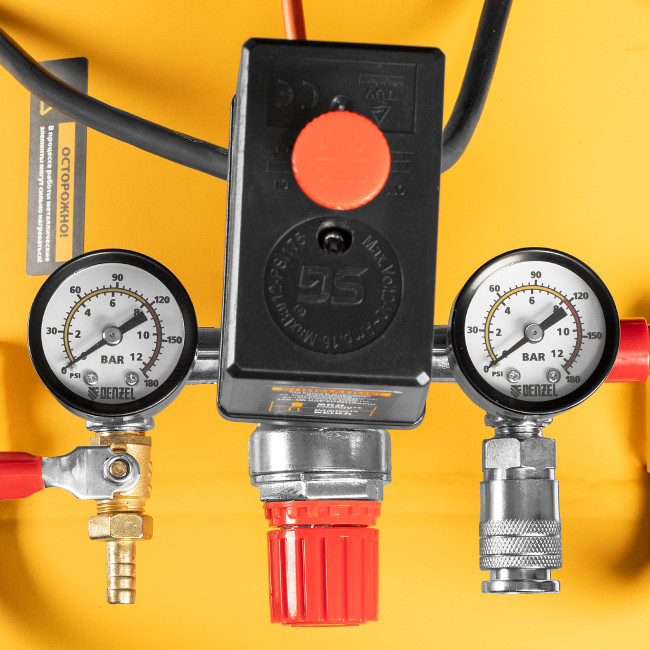 Компрессор воздушный BCV2200/100, ременный привод, 2.2 кВт, 100 литров, 370 л/мин Denzel Компрессор воздушный BCV2200/100, ременный привод, 2.2 кВт, 100 литров, 370 л/мин Denzel