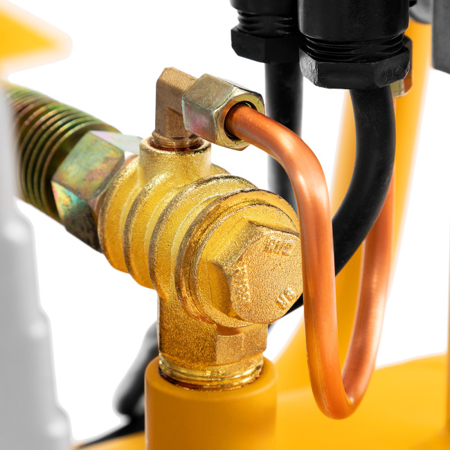 Компрессор воздушный BCI2300/50, ременный привод, 2.3 кВт, 50 литров, 400 л/мин Denzel Компрессор воздушный BCI2300/50, ременный привод, 2.3 кВт, 50 литров, 400 л/мин Denzel