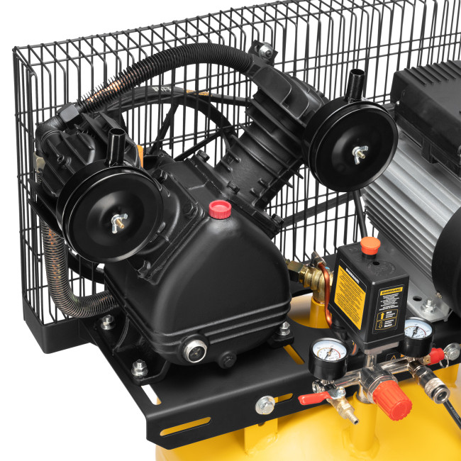 Компрессор воздушный BCV2200/100V, ременный привод , 2.3 кВт, 100 литров, 440 л/мин Denzel Компрессор воздушный BCV2200/100V, ременный привод , 2.3 кВт, 100 литров, 440 л/мин Denzel