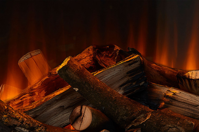 New Forest 1200 with Deluxe Real logs