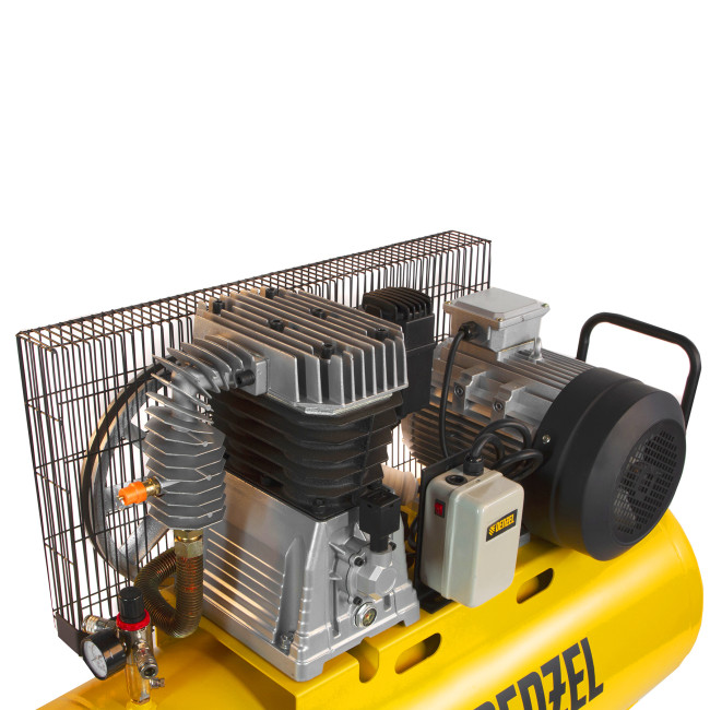 Компрессор воздушный, ременный привод BCI5500-T/270, 5.5 кВт, 270 литров, 850 л/мин Denzel Компрессор воздушный, ременный привод BCI5500-T/270, 5.5 кВт, 270 литров, 850 л/мин Denzel