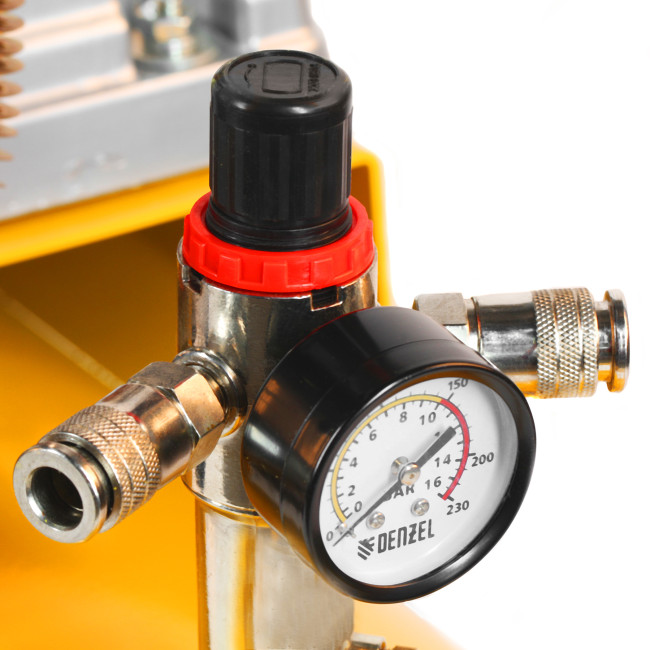 Компрессор воздушный, ременный привод BCI5500-T/270, 5.5 кВт, 270 литров, 850 л/мин Denzel Компрессор воздушный, ременный привод BCI5500-T/270, 5.5 кВт, 270 литров, 850 л/мин Denzel