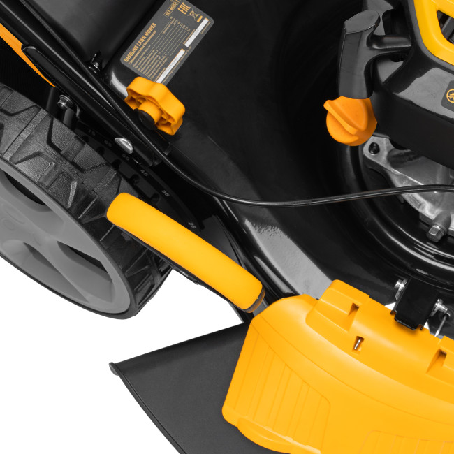 Бензиновая газонокосилка GLT-460SP-T, Trike 149 см3, 46 см, привод, панель, 60л Denzel 