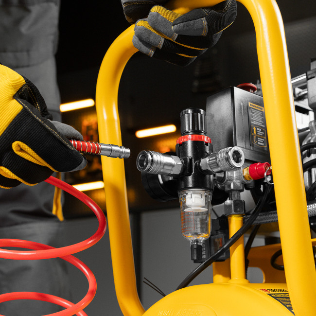 Компрессор безмасляный, малошумный DLS 1500/50, 1500 ВТ, 2x750, 50 л, 260 л/мин Denzel Компрессор безмасляный, малошумный DLS 1500/50, 1500 ВТ, 2x750, 50 л, 260 л/мин Denzel