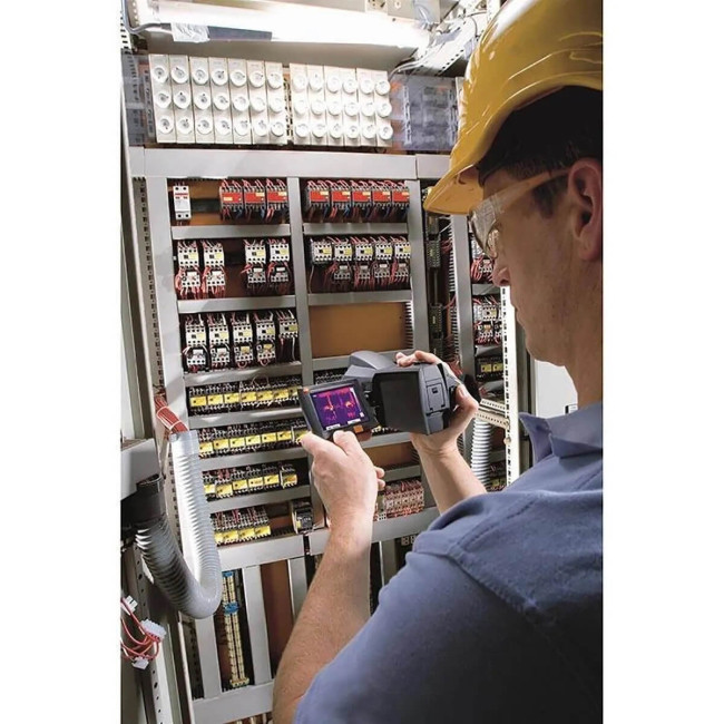 Тепловизор Testo 890-2 Тепловизор Testo 890-2