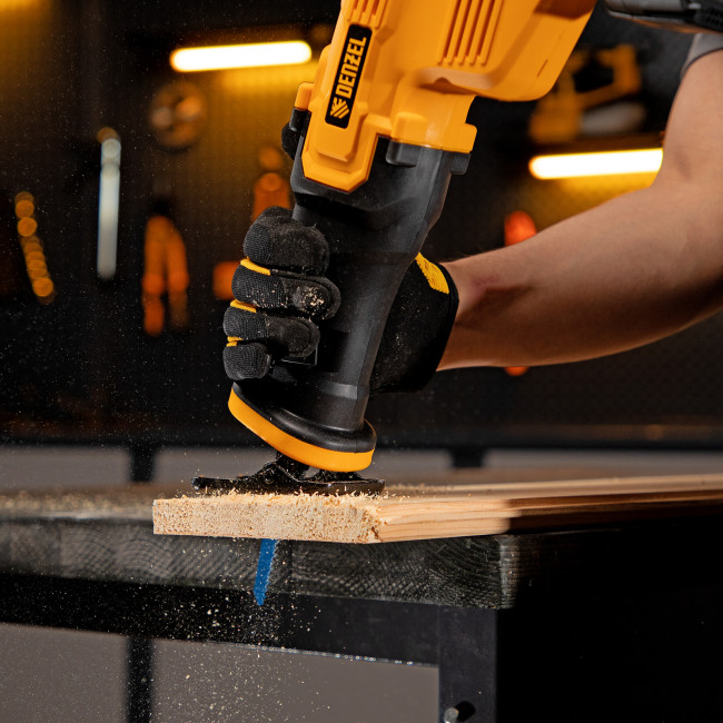 Пила сабельная аккумуляторная CRC-115-0,  18В Li-Ion Denzel