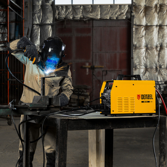 Аппарат инвертор. полуавтомат. cварки IMIG-160 Synergy, 160 А, ПВ 60%, катушка 5 кг Denzel Аппарат инвертор. полуавтомат. cварки IMIG-160 Synergy, 160 А, ПВ 60%, катушка 5 кг Denzel