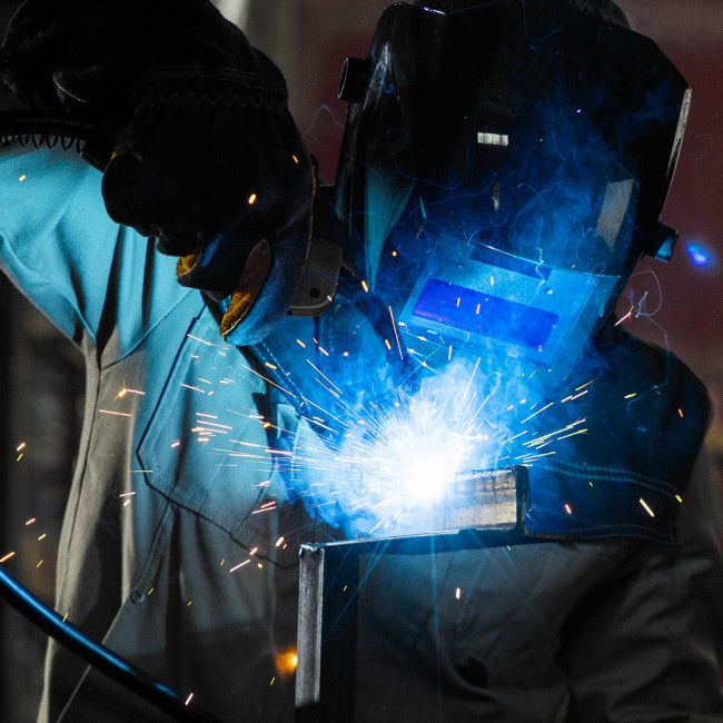 Аппарат инвертор. полуавтомат. cварки IMIG-160 Synergy, 160 А, ПВ 60%, катушка 5 кг Denzel Аппарат инвертор. полуавтомат. cварки IMIG-160 Synergy, 160 А, ПВ 60%, катушка 5 кг Denzel