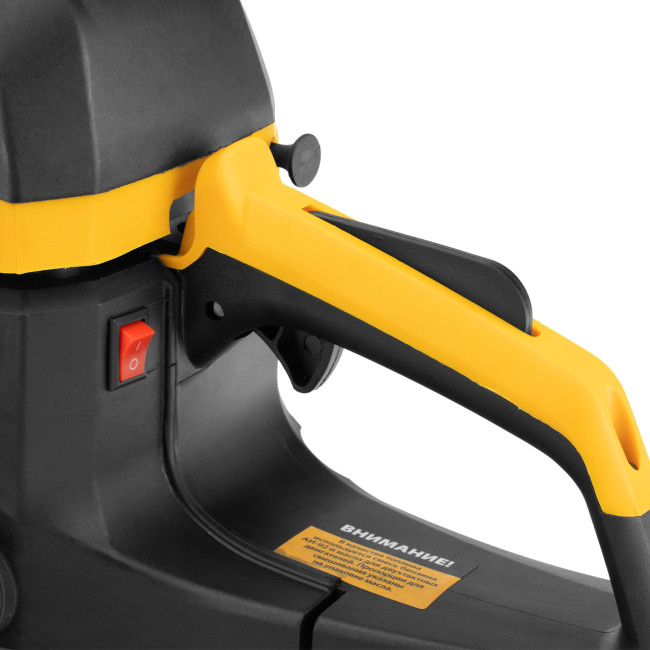 Пила цепная бензиновая DS-5218, шина 45 см, 52 см3, 3 л.с, шаг 0,325, паз 1,5 мм, 72 звена Denzel