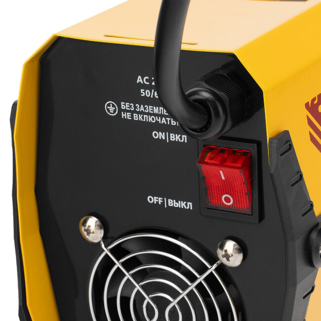 Аппарат инверторный дуговой сварки DS-200 Compact, 200 А, ПВ 70%, диаметр электрода 1.6-5 мм Denzel Аппарат инверторный дуговой сварки DS-200 Compact, 200 А, ПВ 70%, диаметр электрода 1.6-5 мм Denzel