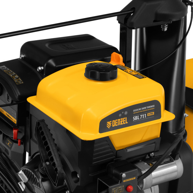 Бензиновая снегоуборочная машина SBL 711D PRO, 302cc, эл.старт, фара, обогрев, блок. дифф. Denzel Бензиновая снегоуборочная машина SBL 711D PRO, 302cc, эл.старт, фара, обогрев, блок. дифф. Denzel
