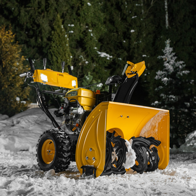 Бензиновая снегоуборочная машина SBL 711D PRO, 302cc, эл.старт, фара, обогрев, блок. дифф. Denzel Бензиновая снегоуборочная машина SBL 711D PRO, 302cc, эл.старт, фара, обогрев, блок. дифф. Denzel