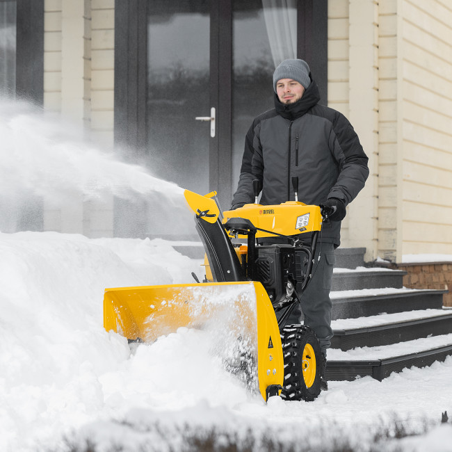 Бензиновая снегоуборочная машина SBL 711D PRO, 302cc, эл.старт, фара, обогрев, блок. дифф. Denzel Бензиновая снегоуборочная машина SBL 711D PRO, 302cc, эл.старт, фара, обогрев, блок. дифф. Denzel
