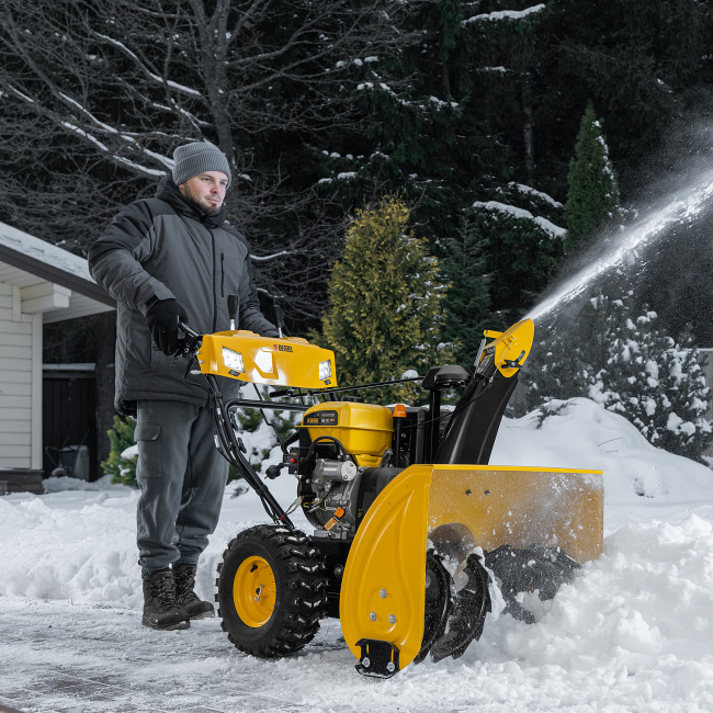 Бензиновая снегоуборочная машина SBL 711D PRO, 302cc, эл.старт, фара, обогрев, блок. дифф. Denzel Бензиновая снегоуборочная машина SBL 711D PRO, 302cc, эл.старт, фара, обогрев, блок. дифф. Denzel